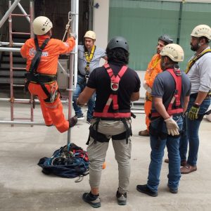 Trabajos en Alturas - 030